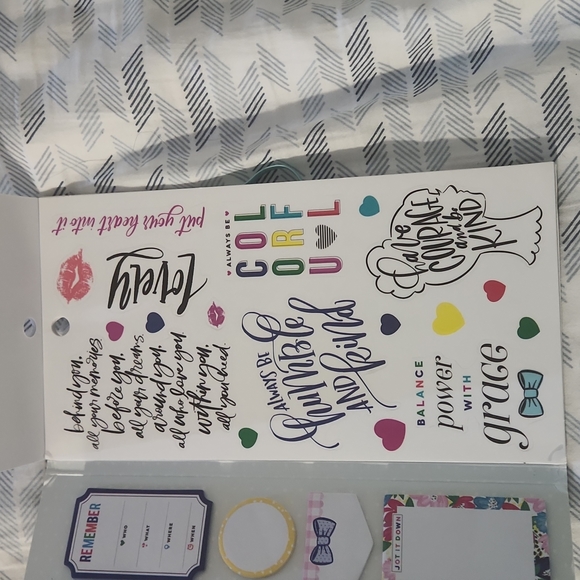 The Happy Girl Planner Sticker book - Picture 3 of 4